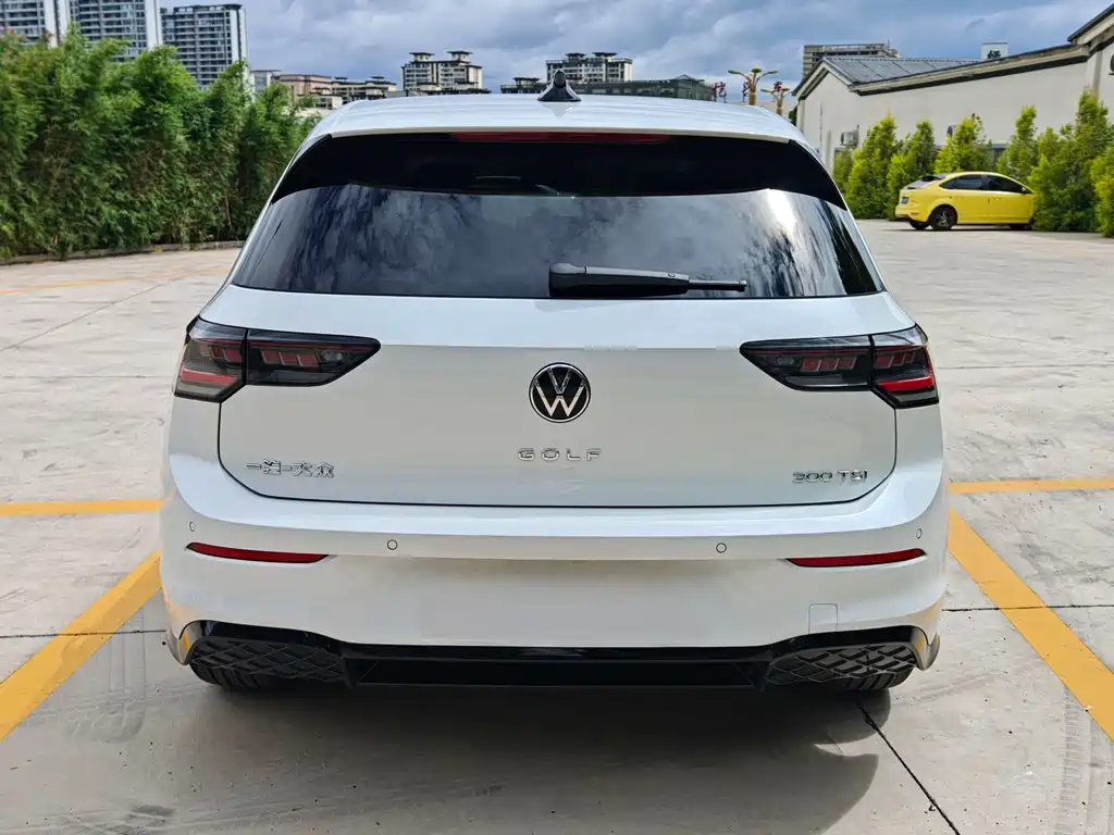 Volkswagen Golf 2026