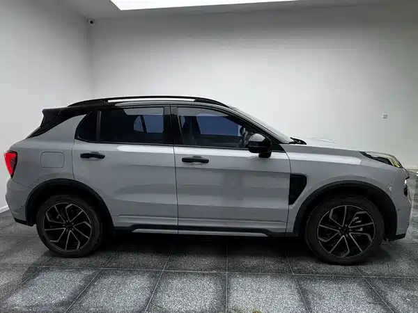 Lynk & Co 01 2023