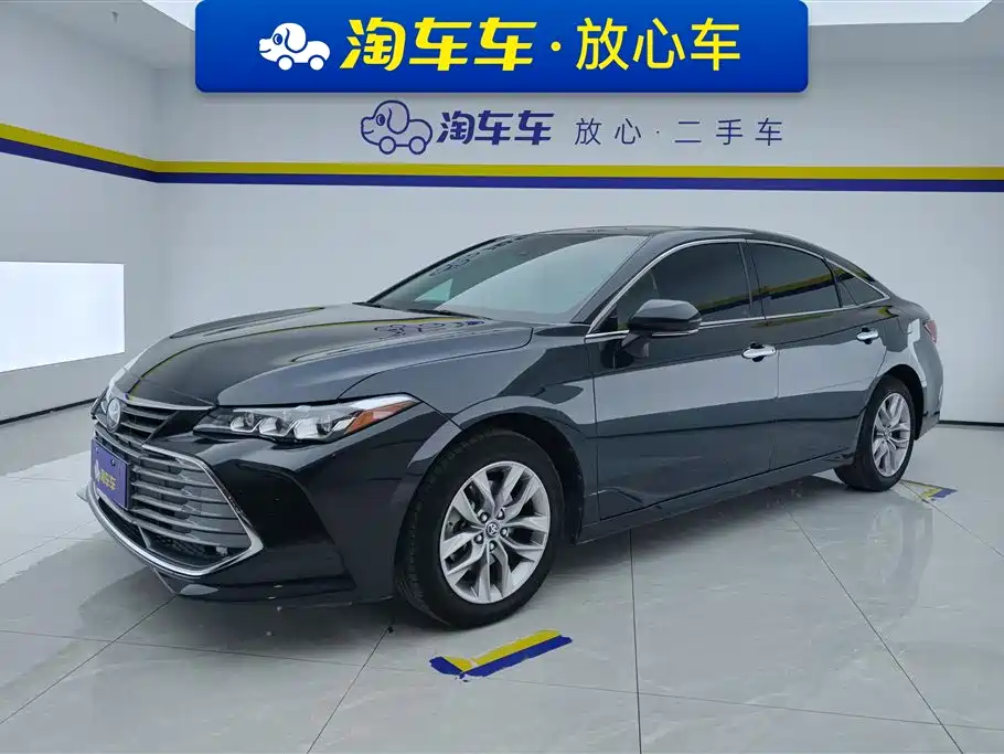 Toyota Avalon 2022 — фото 1
