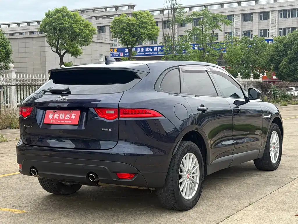 Jaguar F-PACE 2018 — фото 4
