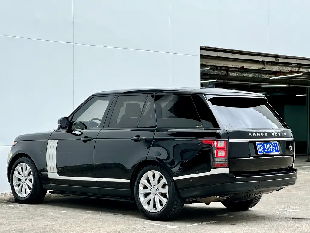 Land Rover Range Rover 2018 — фото 17
