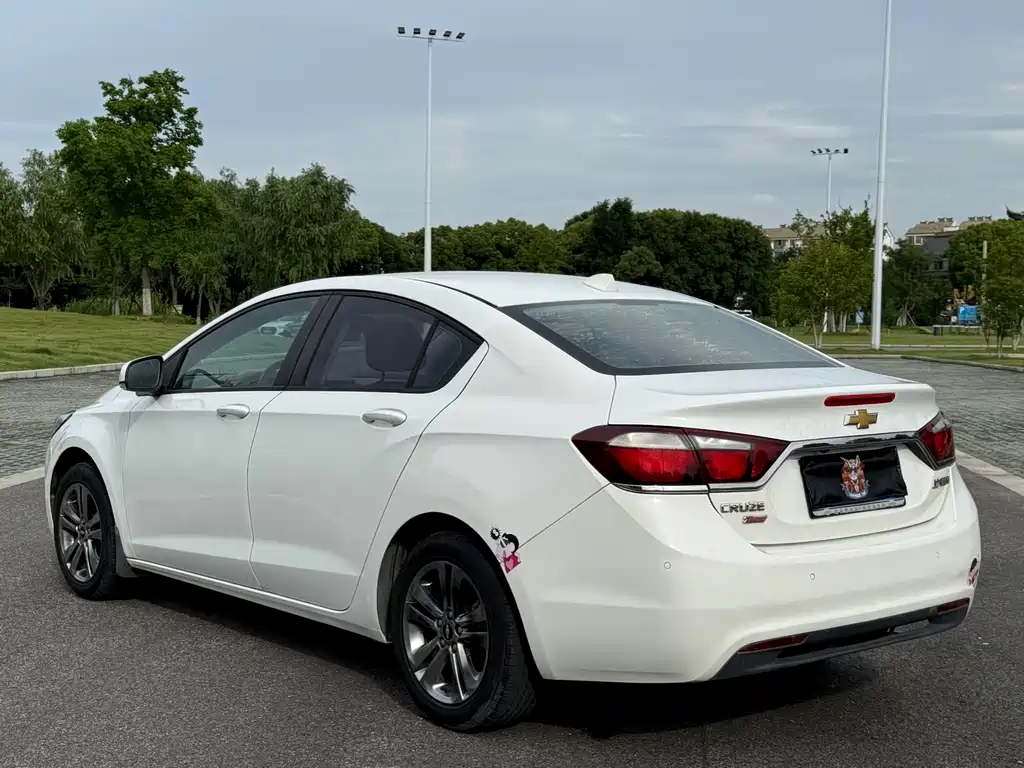 Chevrolet Cruze 2016 — фото 13