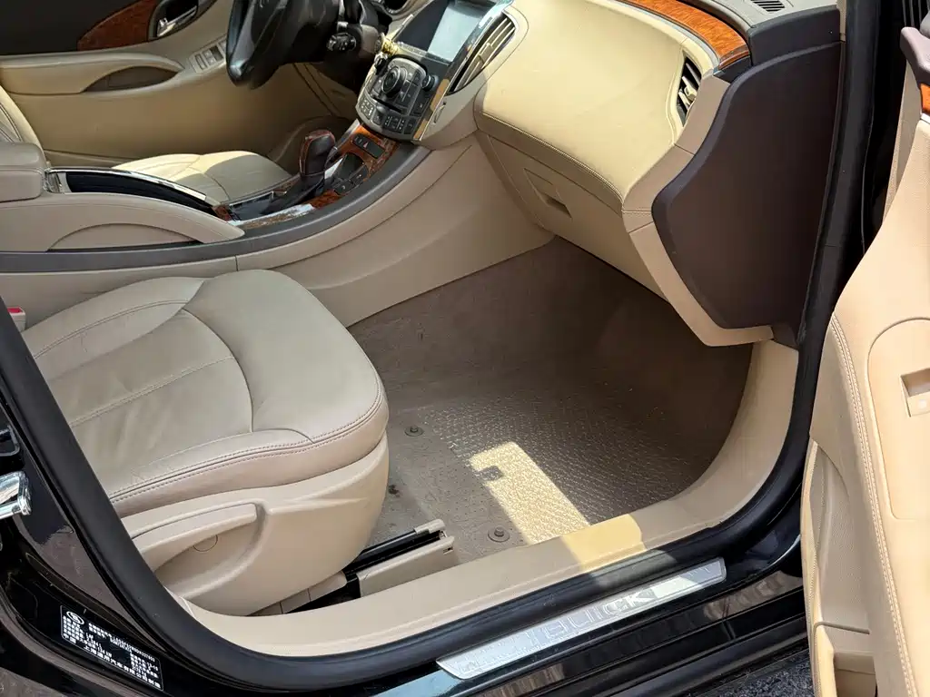 Buick LaCrosse 2013 — фото 12