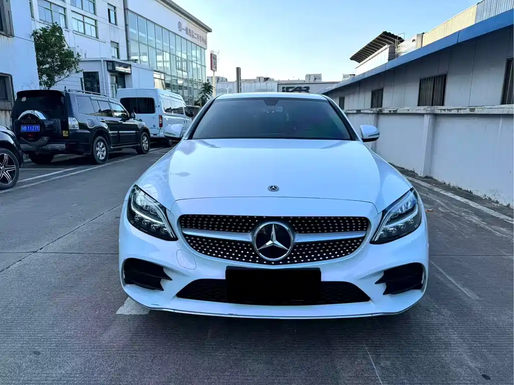 Mercedes-Benz C-Class 2019