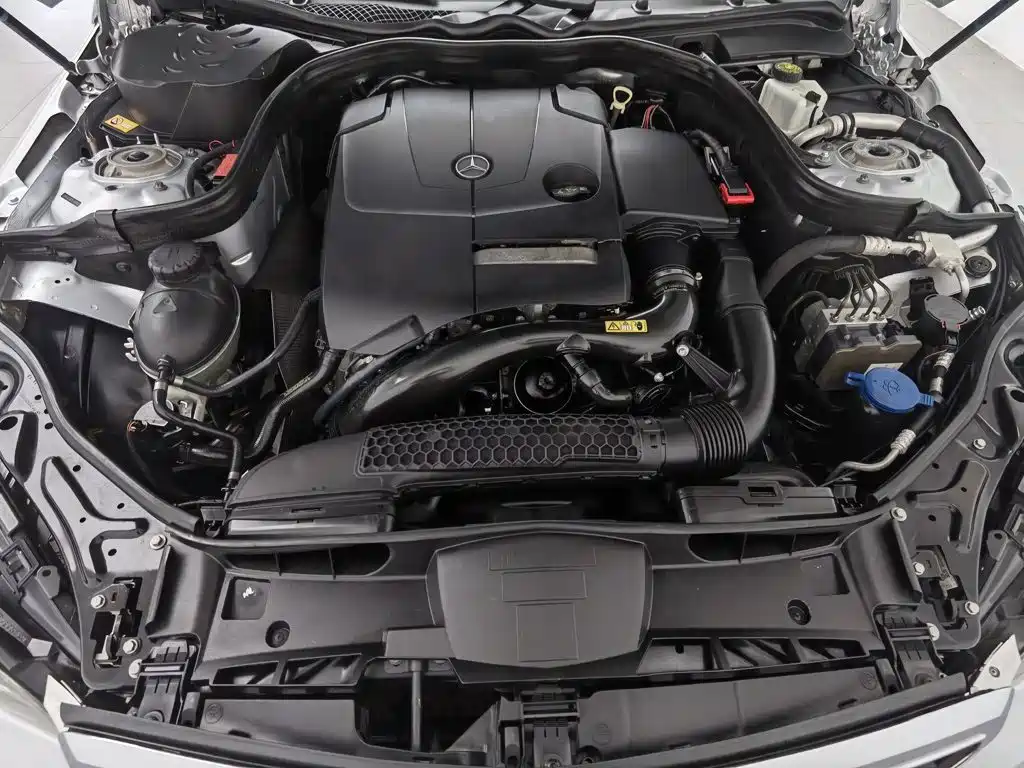 Mercedes-Benz E-Class 2015