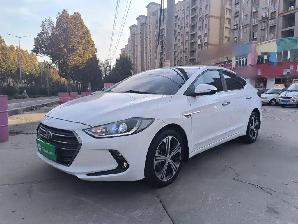 Hyundai Elantra 2019