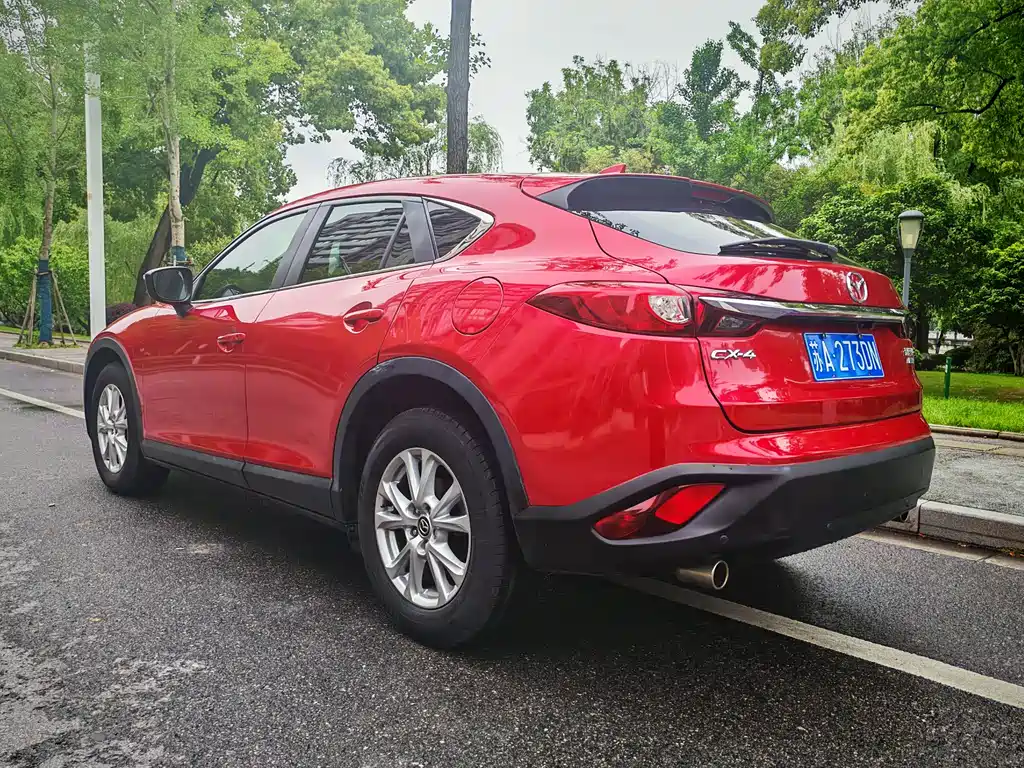 Mazda CX-4 2018 — фото 4