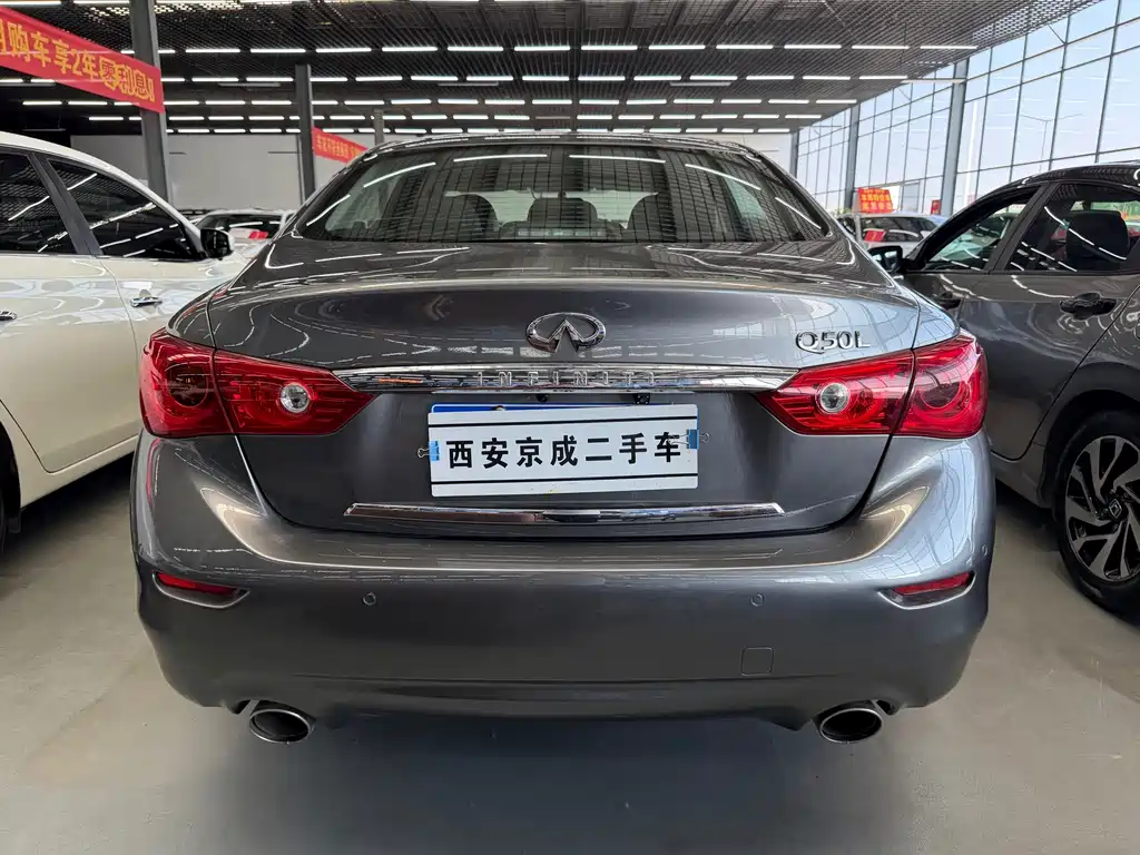 Infiniti Q50L 2017 — фото 18