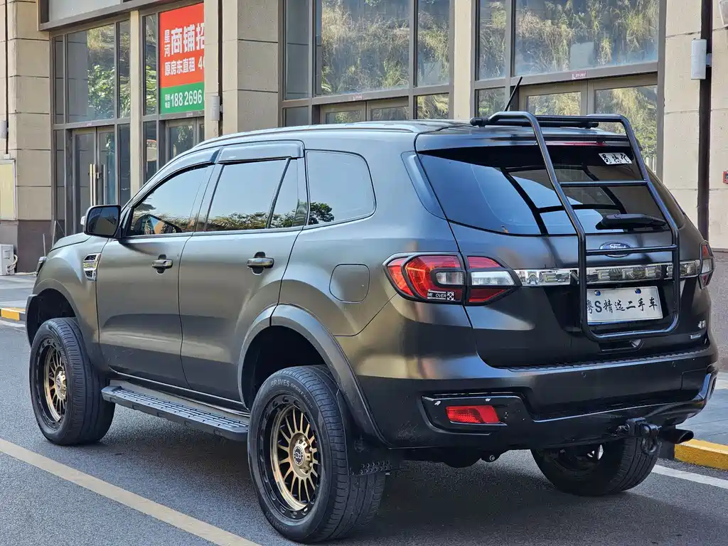 Ford Everest 2018 — фото 4