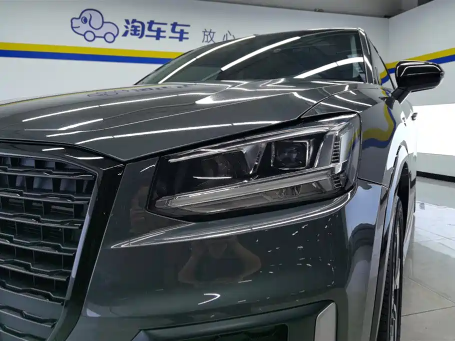 Audi Q2L 2020