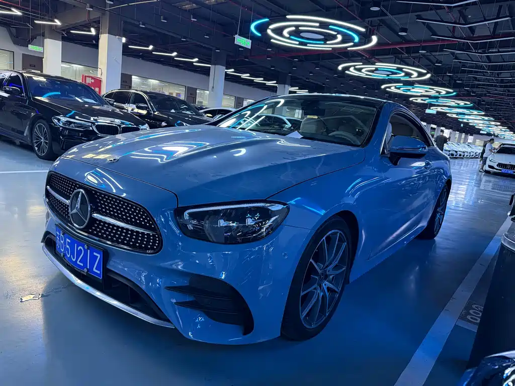 Mercedes-Benz E-Class 2022