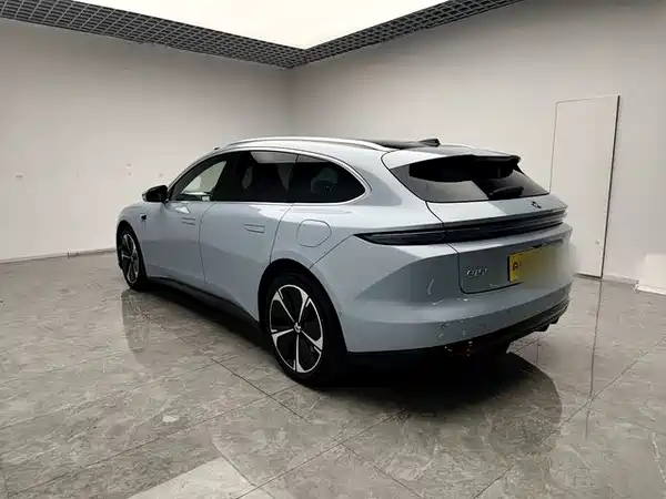 NIO ET5T 2025