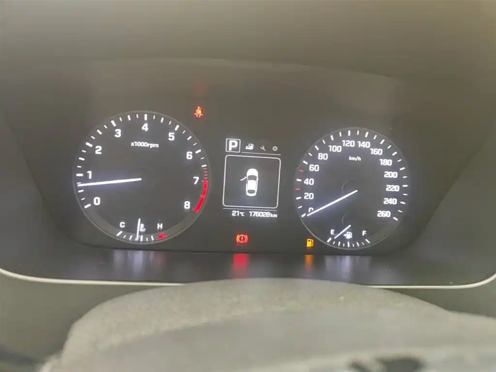 Hyundai Sonata 2016 — фото 12