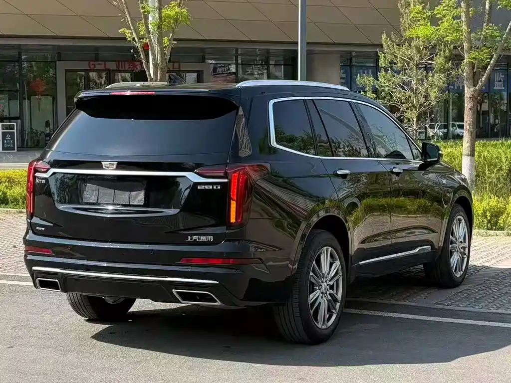 Cadillac XT6 2021 — фото 7