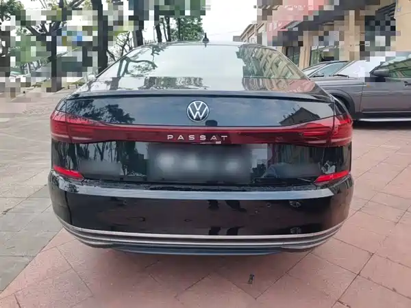 Volkswagen Passat 2024