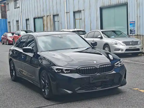 BMW 3 Series 2025
