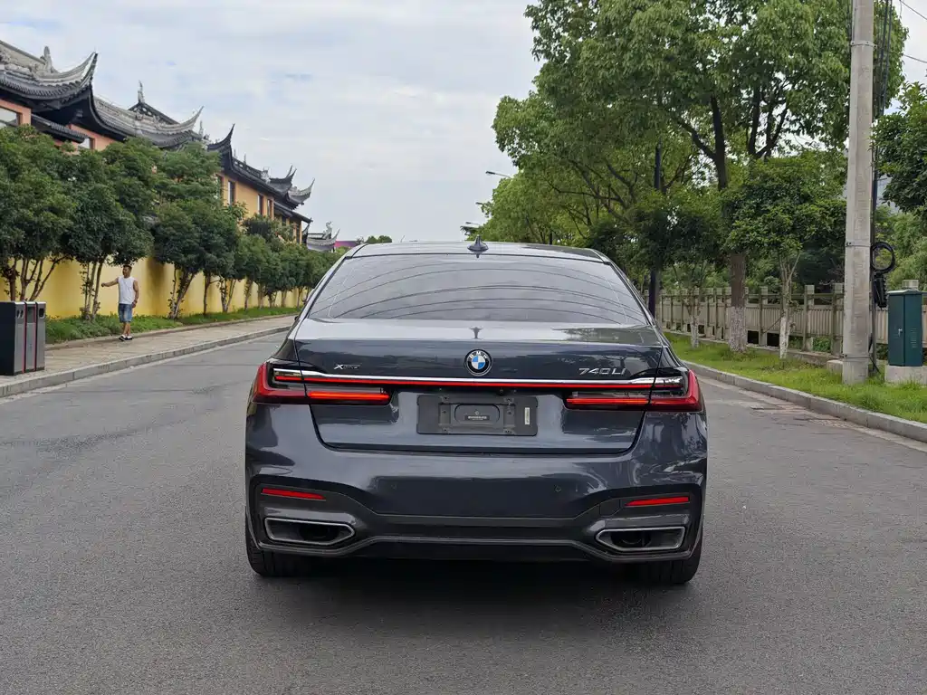 BMW 7 Series 2019 — фото 15