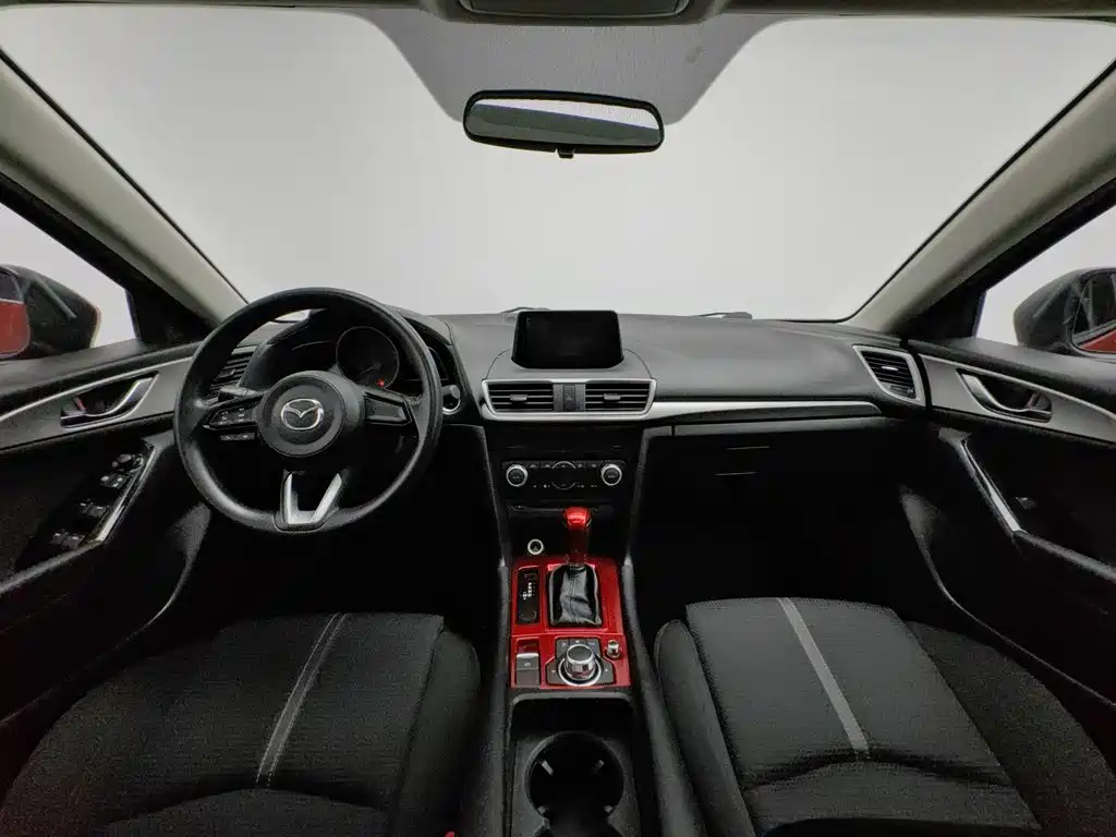 Mazda 3 Axela 2019 — фото 5