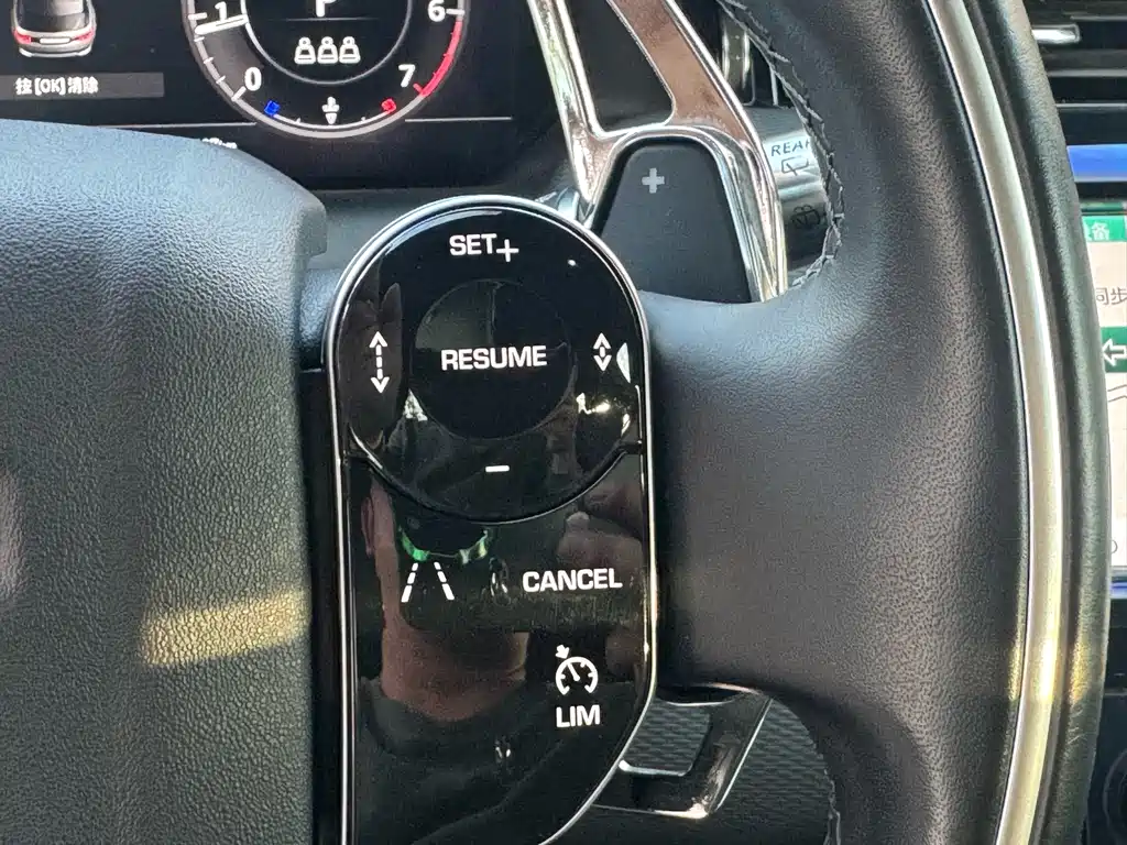 Land Rover Discovery Sport 2020 — фото 21