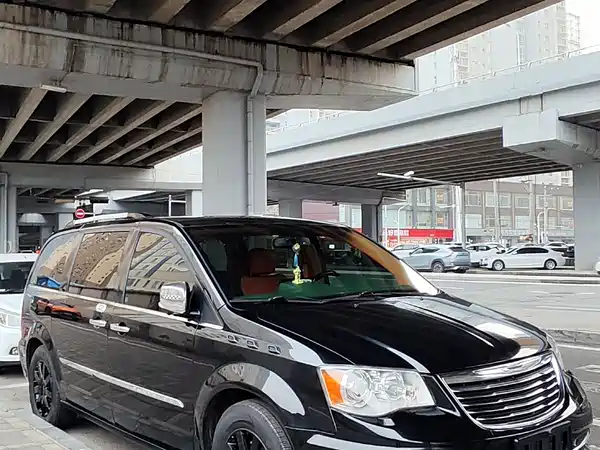Chrysler Grand Voyager 2013