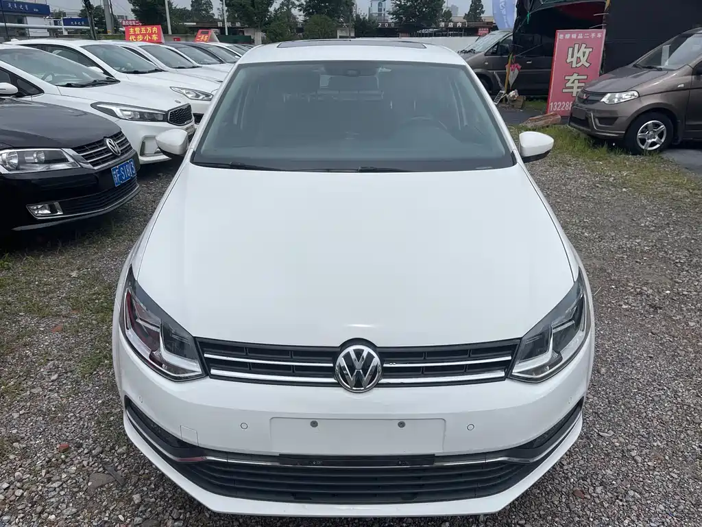 Volkswagen Polo 2016