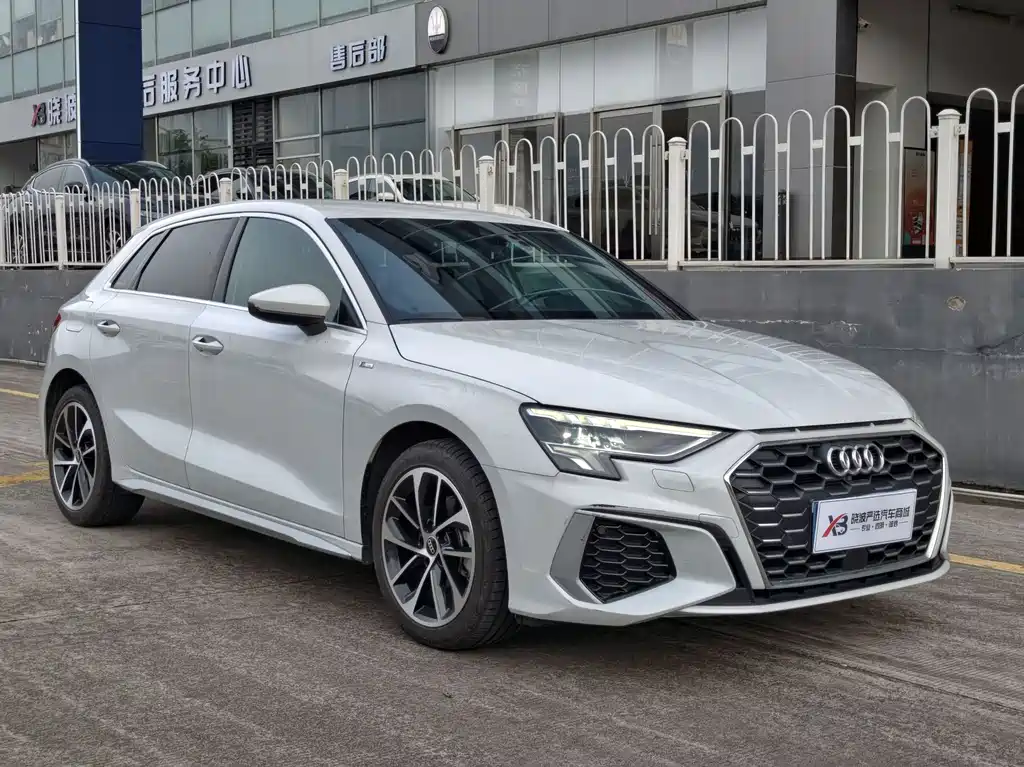 Audi A3 2022 — фото 3