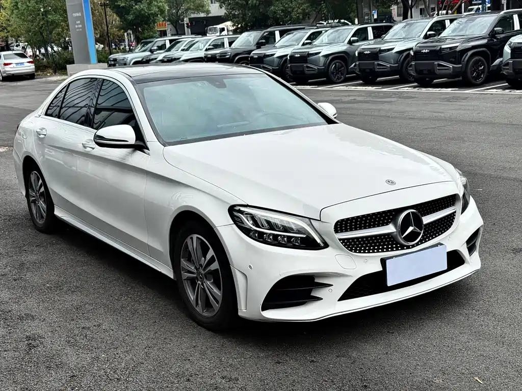 Mercedes-Benz C-Class 2021 — фото 3