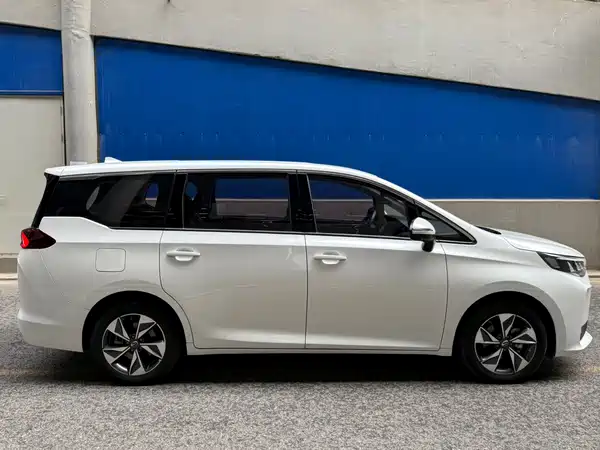 GAC Trumpchi M6 2022