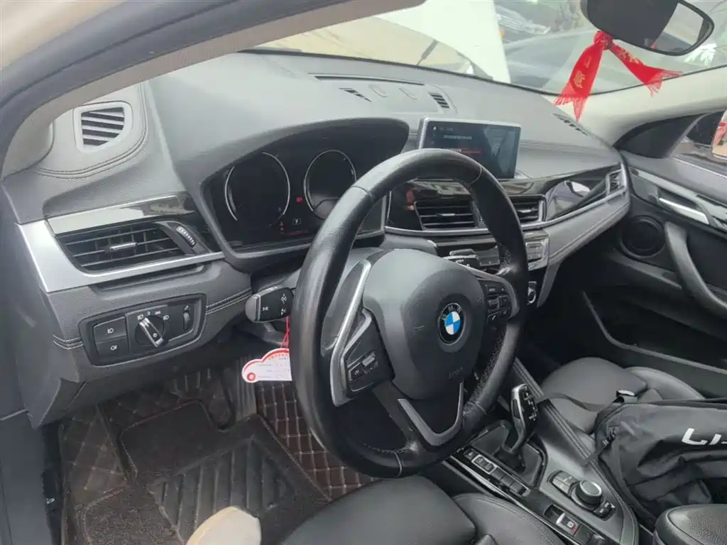 BMW X2 2019 — фото 10