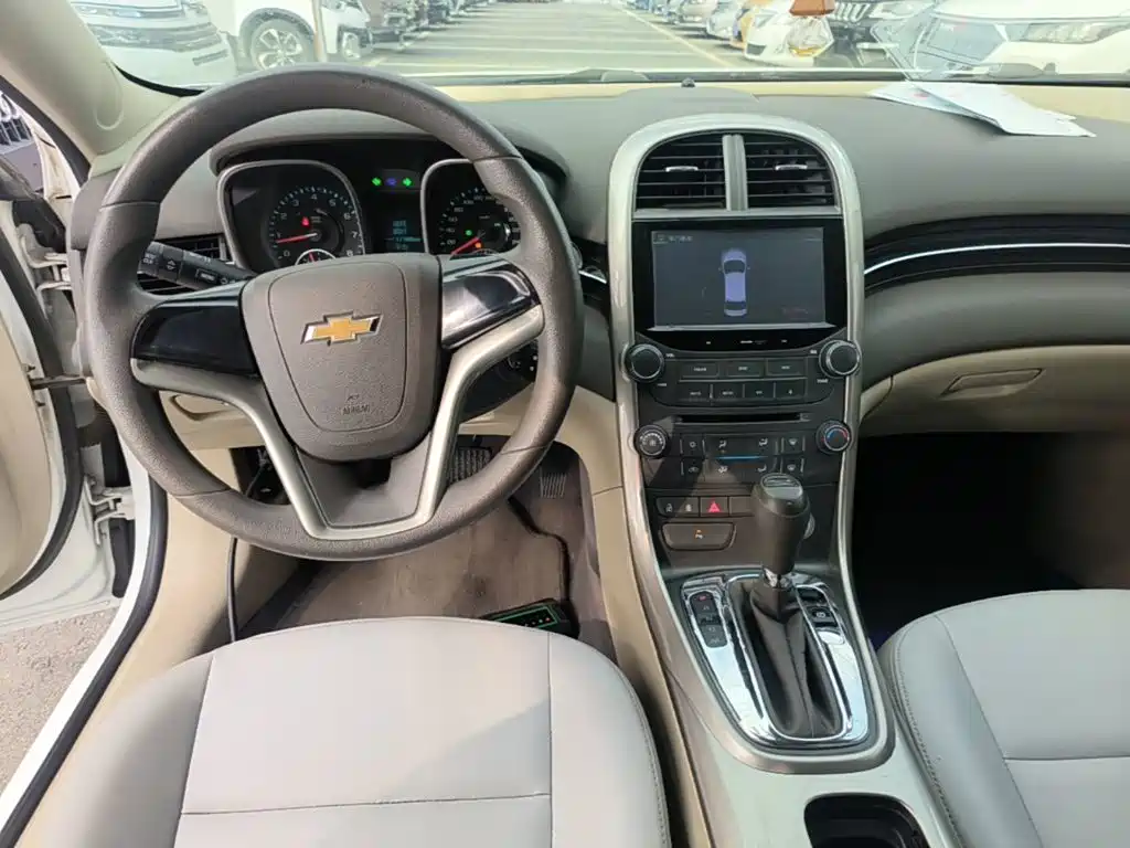 Chevrolet Malibu 2014 — фото 10