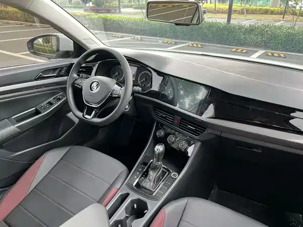 Volkswagen Bora 2021