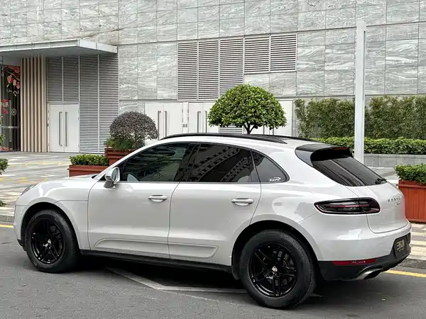 Porsche Macan 2017