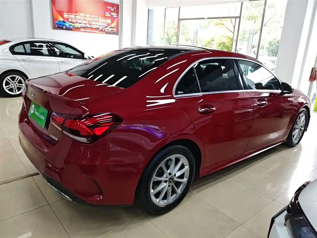 Mercedes-Benz A-Class 2020 — фото 7