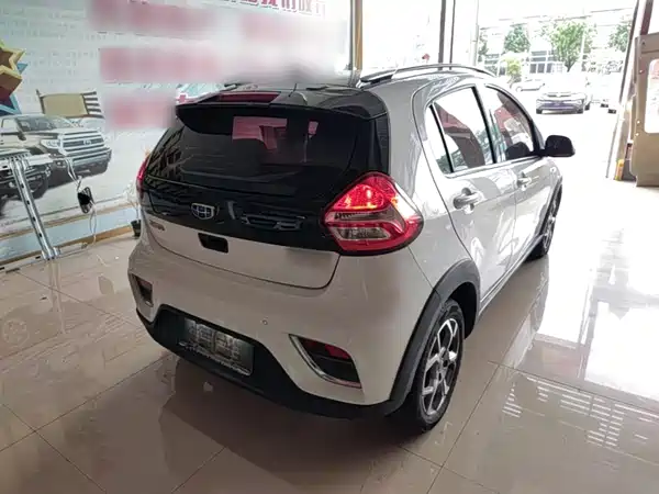 Geely Vision X1 2018