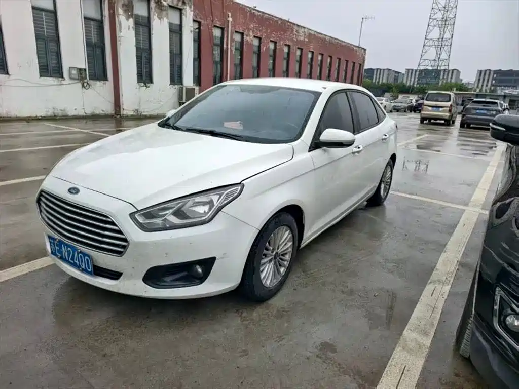 Ford Escort 2016