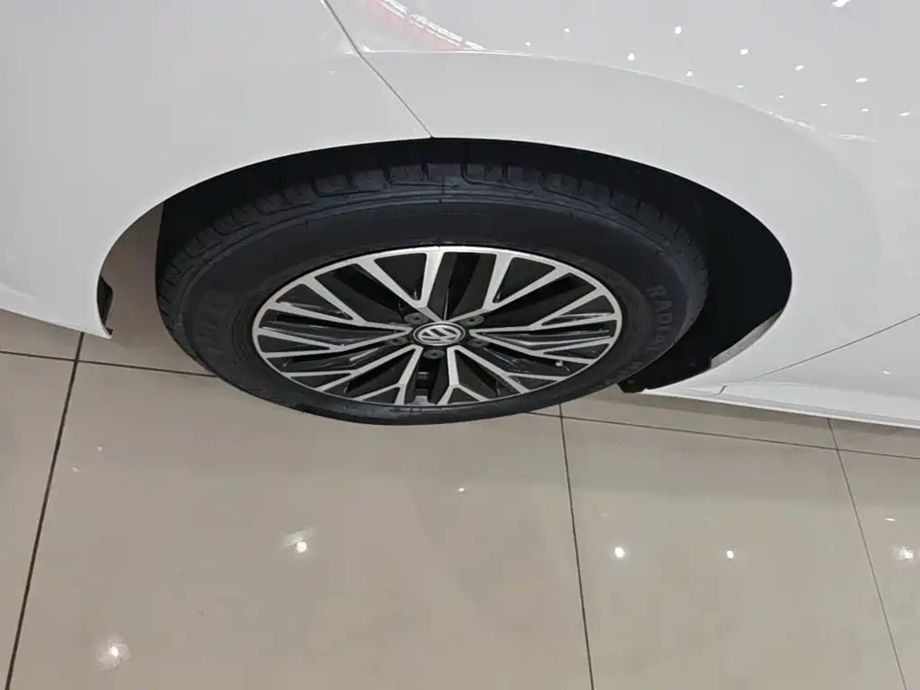 Volkswagen Sagitar 2019 — фото 23