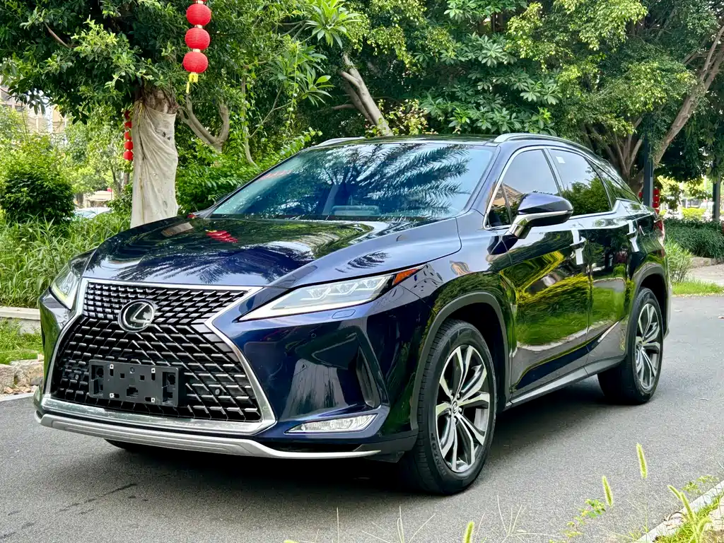 Lexus RX 2022