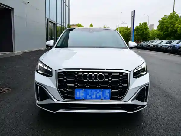 Audi Q2L 2022