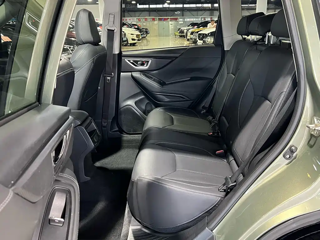 Subaru Forester 2019 — фото 16