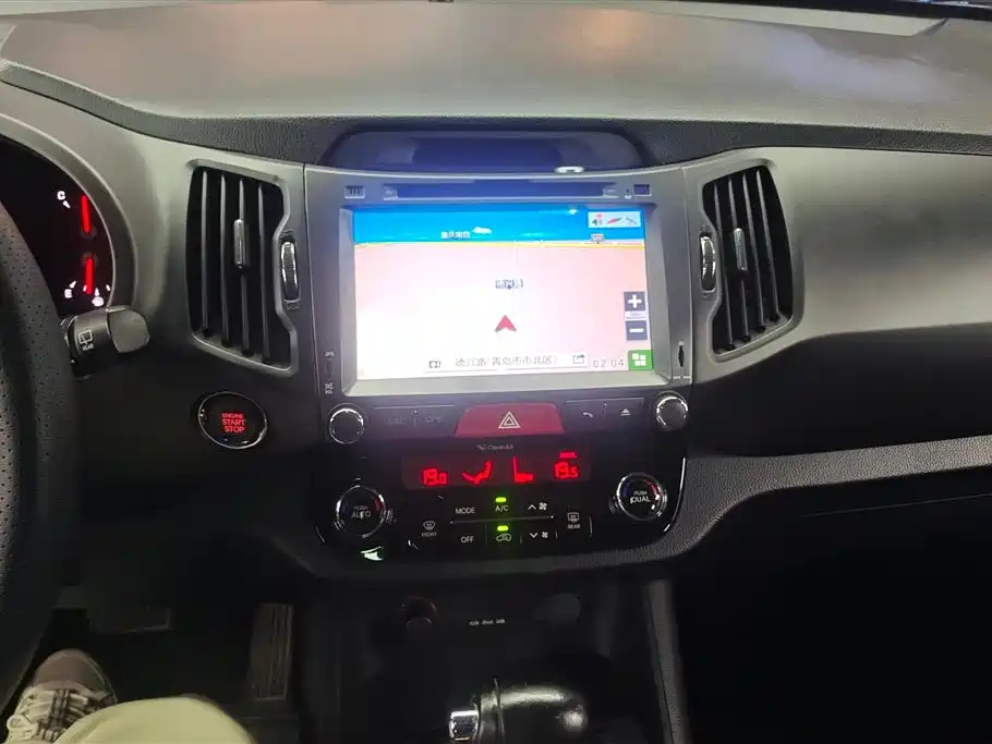 Kia Sportage 2011 — фото 13