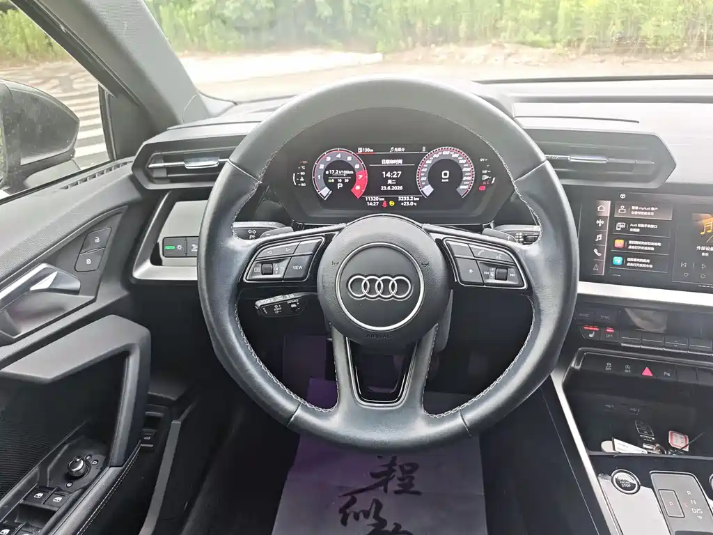 Audi A3 2023 — фото 16