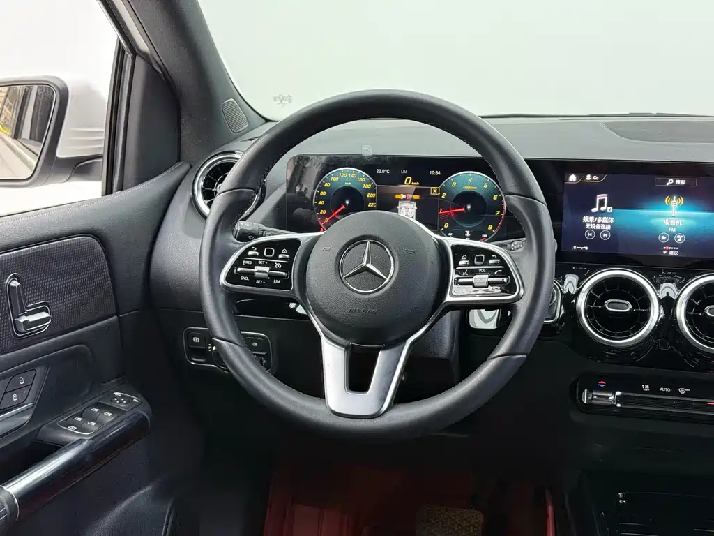 Mercedes-Benz B-Class 2022 — фото 23