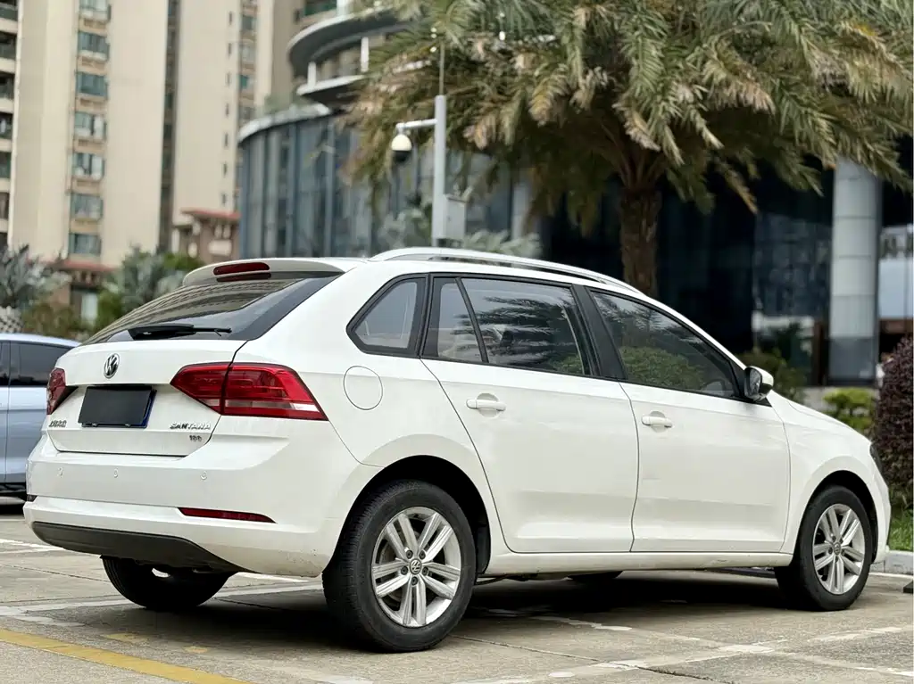 Volkswagen Santana 2018 — фото 14