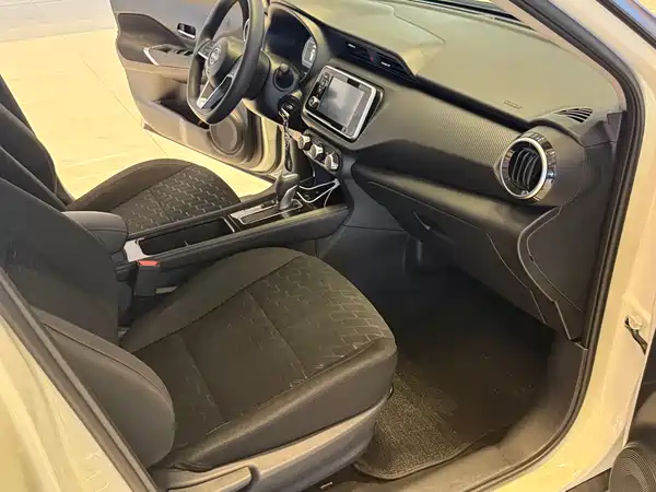 Nissan Kicks 2025