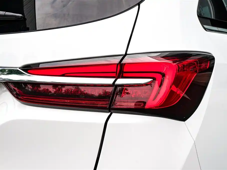 Buick GL8 2021 — фото 22