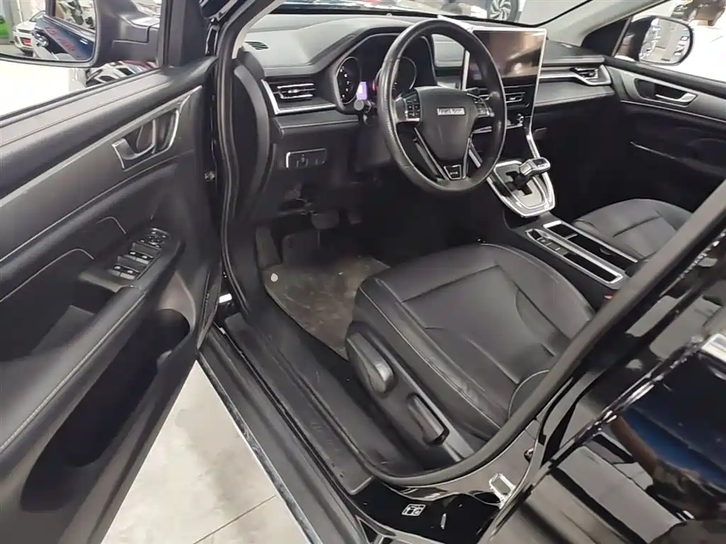 Haval M6 2022 — фото 16