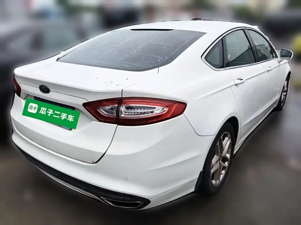 Ford Mondeo 2014 — фото 12