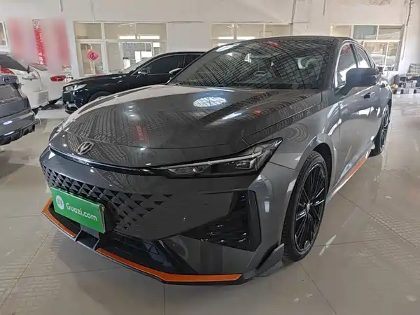 Changan UNI-V 2024