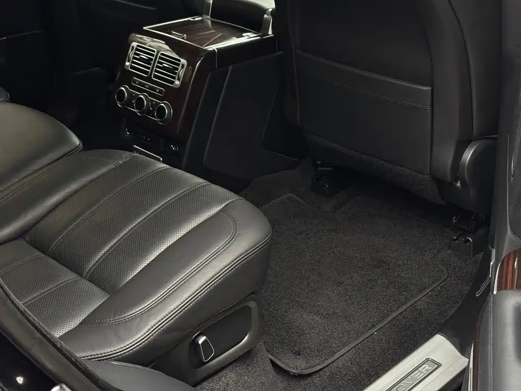 Land Rover Range Rover 2015 — фото 12