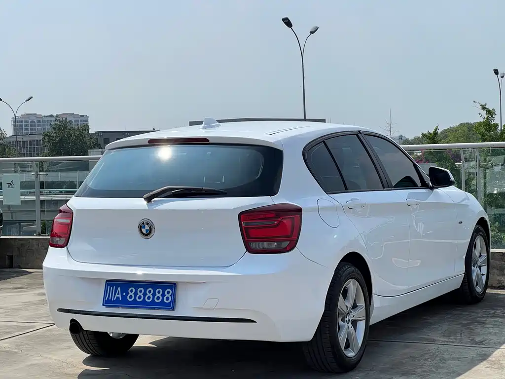 BMW 1 Series 2013 — фото 17